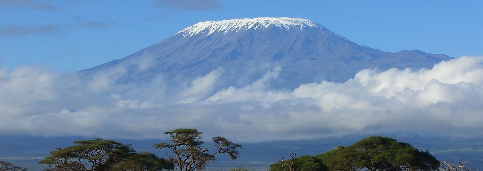 mountkilimanjaroclimbing.com